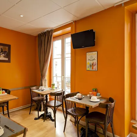 Du Dauphin Hotel 2*