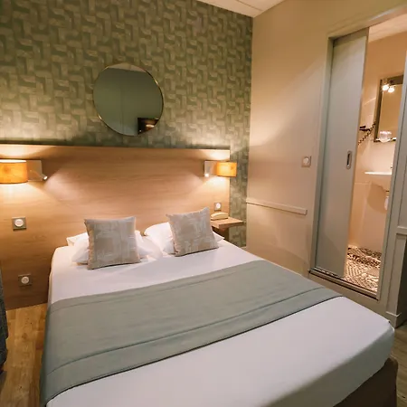 Du Dauphin Hotell Lyon