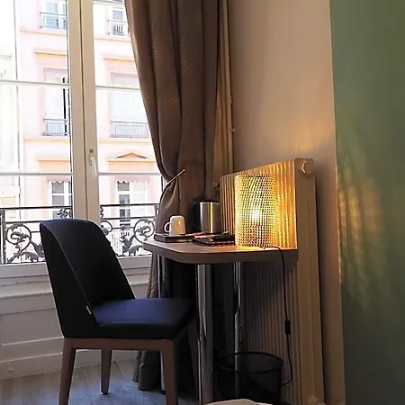 Du Dauphin Hotel Lyon
