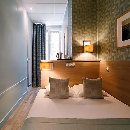 Du Dauphin Hotel 2*
