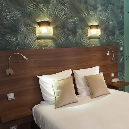 Hotel Du Dauphin 2*