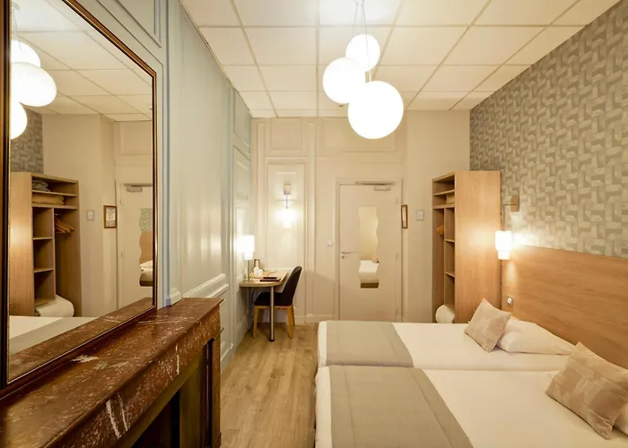 Otel Du Dauphin