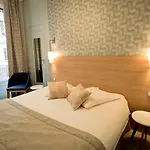 Du Dauphin Hotel