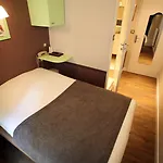 Du Dauphin Hotell