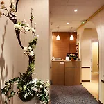 Du Dauphin Hotell 2*