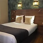 Du Dauphin Otel Lyon