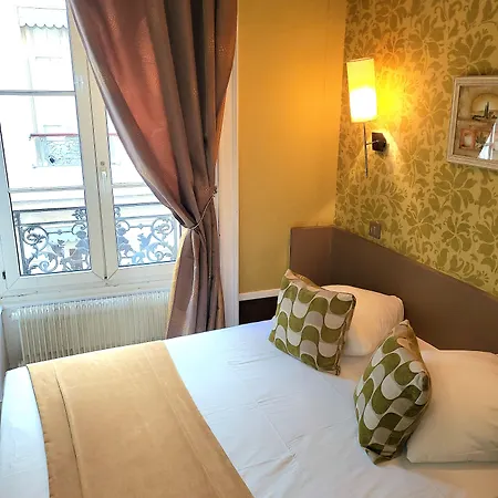Du Dauphin 2* Lyon
