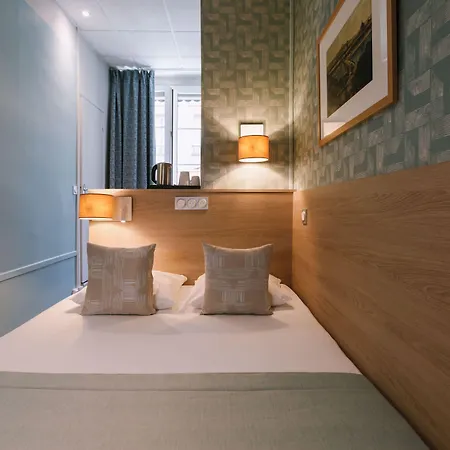 Du Dauphin Hotell